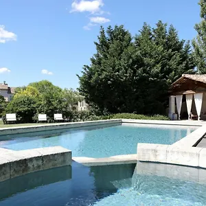 https://justin-de-provence.fr-provencehotel.com